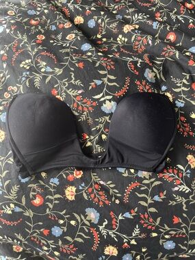 Black Deep V Plunging Bra